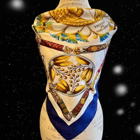 Hermes Daimyo Princes Du Soleil Levant Silk Jacquard Scarf W/Box - Picture 2 of 12